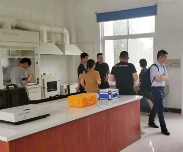 隆众来访2