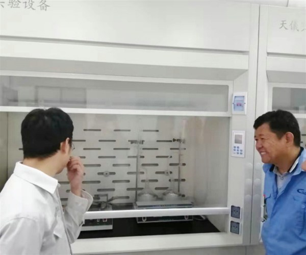 中石油来厂指导 (2)